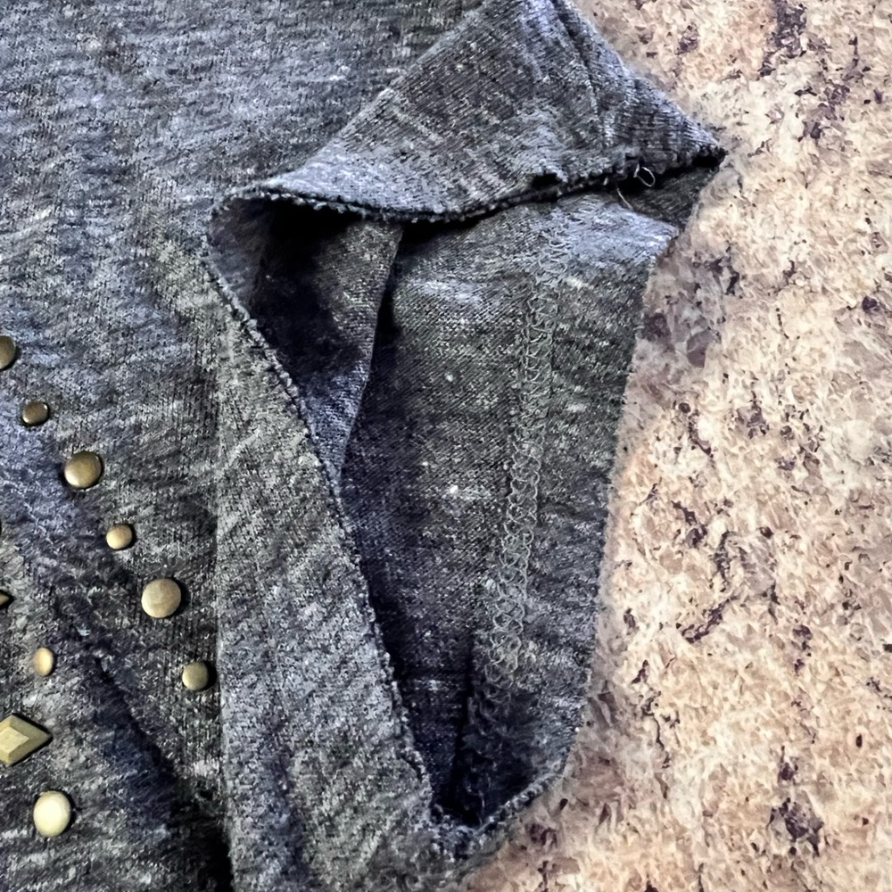 Women’s Lucky Brand Charcoal western raw hem Studded Tee shirt - Picture 5 of 10